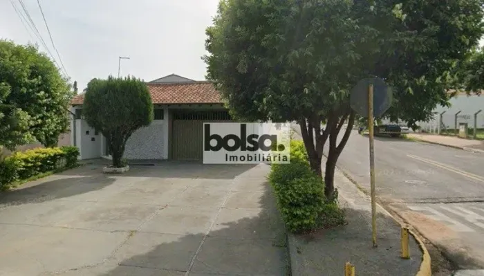 Casa para venda com 127 m² e 3 quartos em Jardim Cruzeiro, Agudos - SP