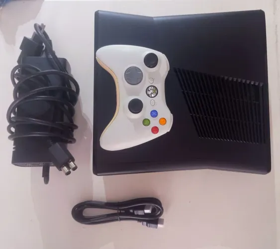 Xbox 360 destravado com 50 jogos