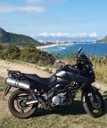 Vendo Suzuki V-strom DL 1000