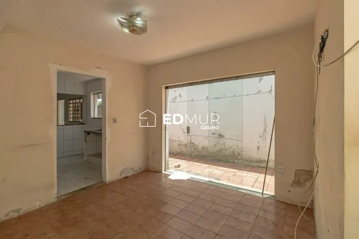 CASA para ALUGUEL com 170m² no bairro Jardim com 3 quartos e 1 vagas. Santo André, SP
