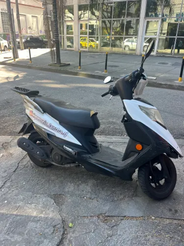 Lindy 125 