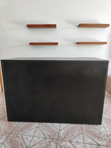 Balcão para loja ou criador de conteúdo em MDF preto trama rimo - Quem vê compra!