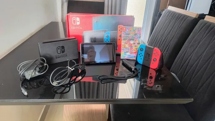 Nintendo switch v2 completo na caixa tudo original+ Mario kart 8 deluxe <br>1300$