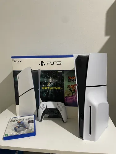 Ps5 slim 1 terá - SEMI NOVO COMPLETO C/caixa - versão com leitor