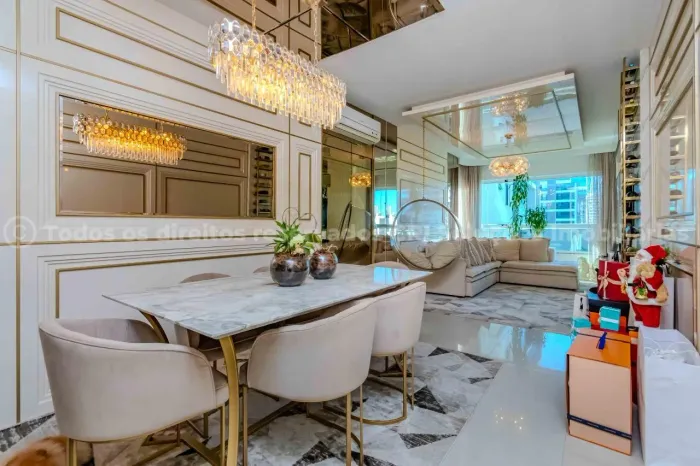Apartamento à venda com 2 suítes Porto Madeiro, na Praia Brava de Itajaí