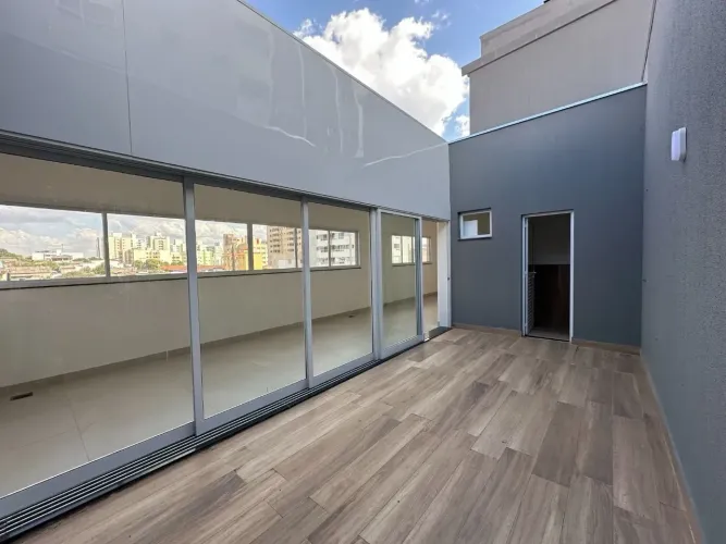 Cobertura Nova de Oportunidade no Copacabana - 4 Quartos 3 Suítes - Uberlândia - MG