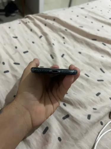 iPhone 7 64gb