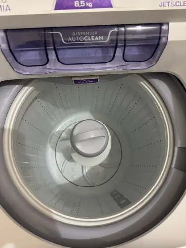 Máquina de Lavar Roupas 
