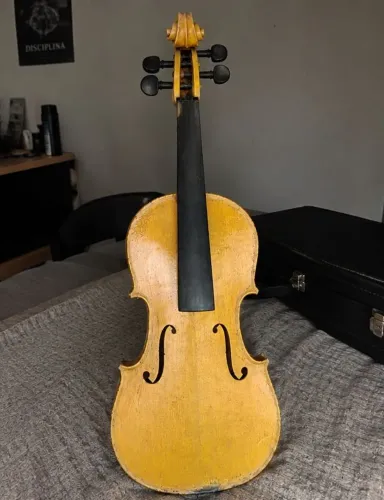 Violino Eagle de Madeira Restaurado -Acabamento Claro