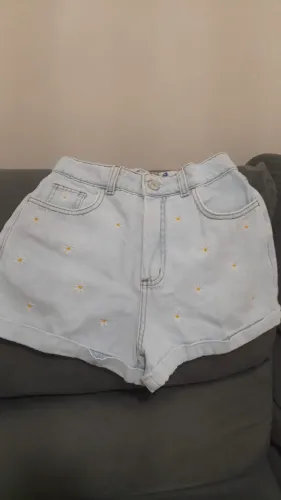 Short jeans
