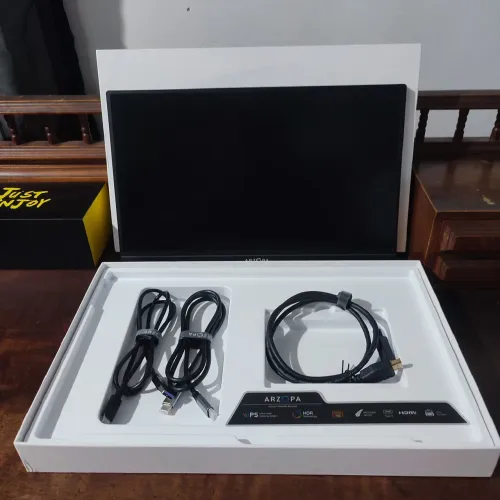 Monitor Portátil Arzopa IPS 15,6" Full HD - Som Integrado
