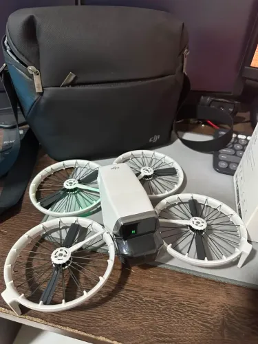 Drone DJI FLIP Completo com acessórios