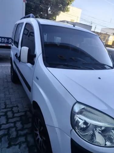 Fiat Doblo Attractive 1.4 Fire Flex 8V 5P 2012