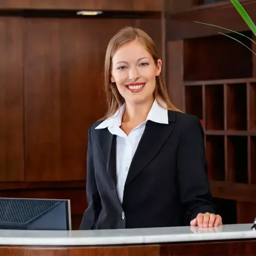 Vaga Feminina para Recepção hotel
