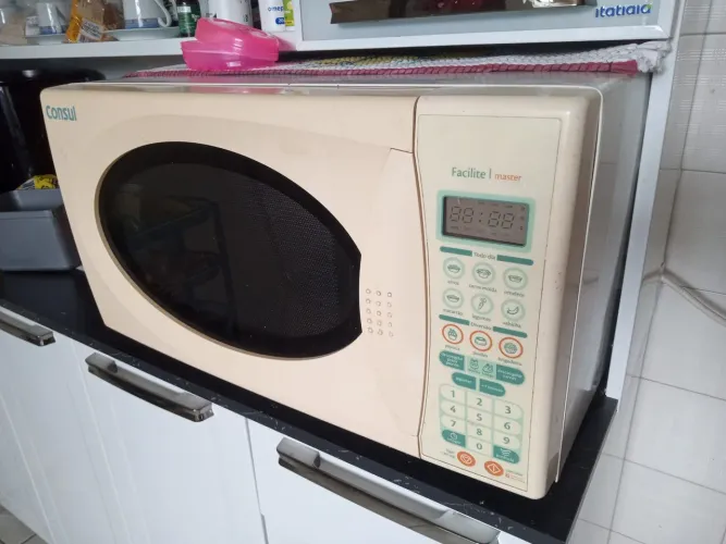 Vende se microondas
