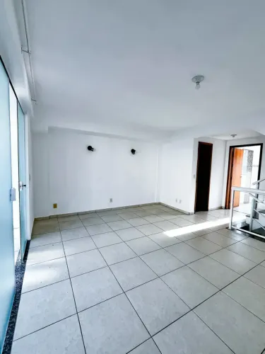 Casa em dois pavimentos em Corrêas