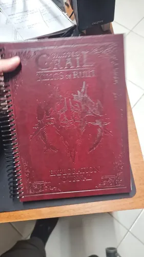 Deluxe Journal do kings of Ruin - em inglês