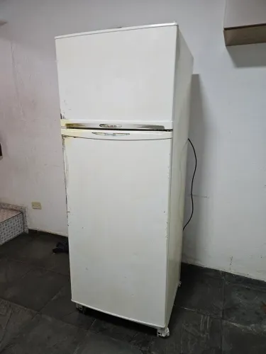 Geladeira electrolux 440 litros , double d440 