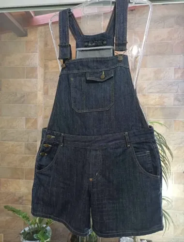 Jardineira Jeans Feminina 