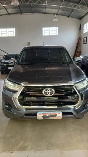 Toyota Hilux CD SRV 4X4 2.8 TDI Diesel Aut. 2021
