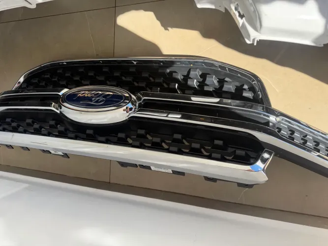 Frente completa ranger 2024 a 2026