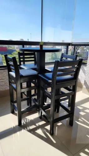 Mesa Bistro com 4 cadeiras