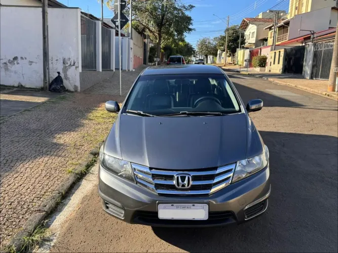 Honda City Sedan LX 1.5 Flex 16V 4P Mec. 2013