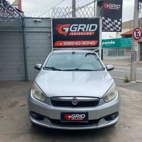 Fiat Grand Siena Essence 1.6 Flex 16V 2013