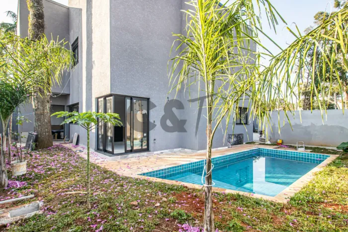 Casa de Condominio - 4 Dormitórios (Suítes) à Venda no Jardim Prudência - São Paulo/SP