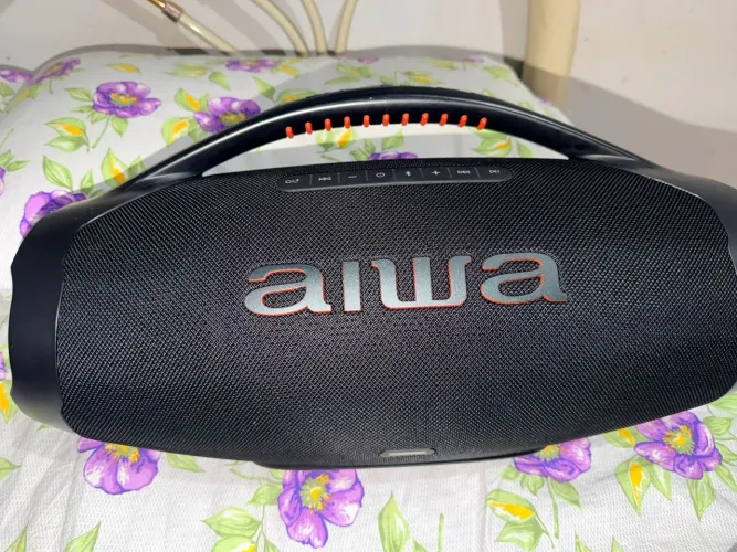 Caixa De Som Boombox Aiwa AWS-BBS-01-B 200w IP66 30hs De Bateria