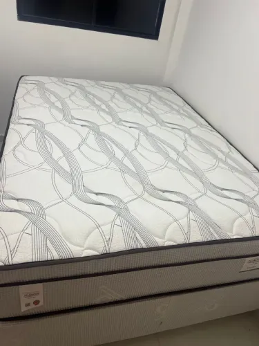 Cama box casal plumatex velvet