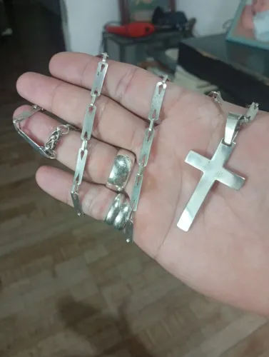 Vende-se Cordães de prata 925