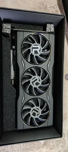 Oportunidade! Placa de vídeo 6750XT 12Gb