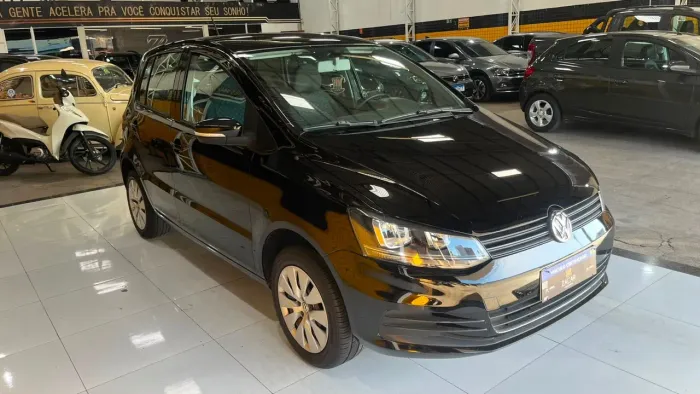 Volkswagen Fox Trendline 1.0 Flex 12V 5P 2015