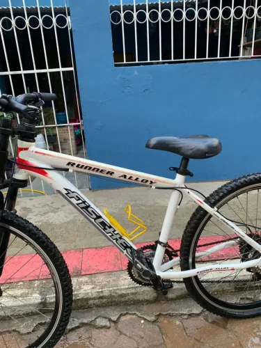 ? Bicicleta Fischer Runner Alloy - Aro 26 (Alumínio)