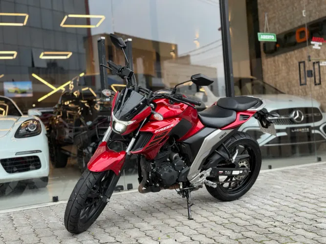 YAMAHA FAZER 250 2022
