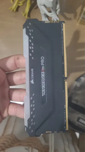 Memoria ram 16gb ddr4 RGB 3200mhz corsair