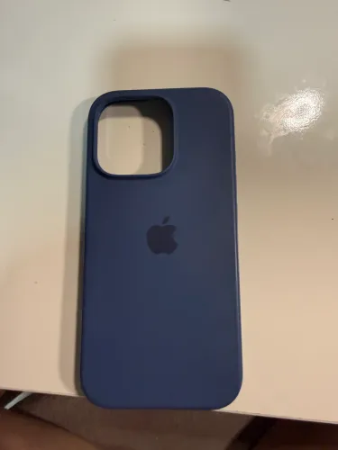 Capa de silicone iPhone 16 pro