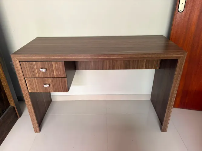 Escrivaninha de mesa