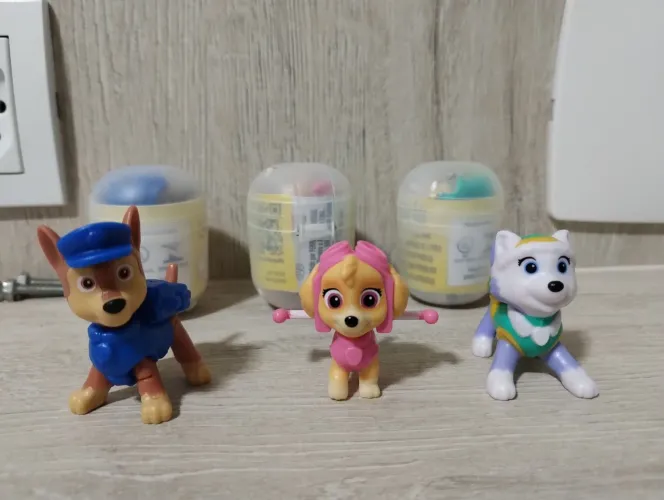 Bonecos Kinder ovo Patrulha canina (ler descrição)