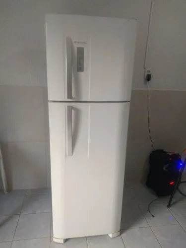 Geladeira duplex Frost Free Electrolux