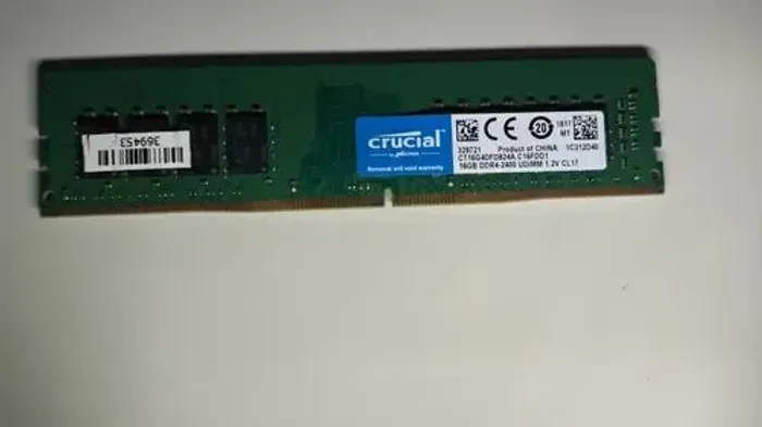 Memória Ram 16 GB e 8 gb