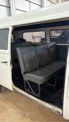 Volkswagen Kombi Lotação 1.4 MI Total Flex 8V 2013