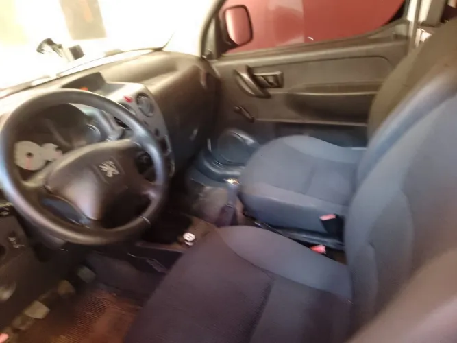 Peugeot Partner Furgão 1.6 16v/ 1.6 16V Flex 3P 2018