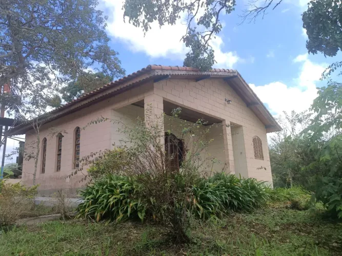 Casa de Fazenda próxima ao PETAR 