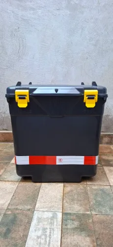 Vendo Baú IC-bras 110 Litros