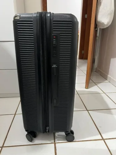Vendo mala de viagem tamanho G
