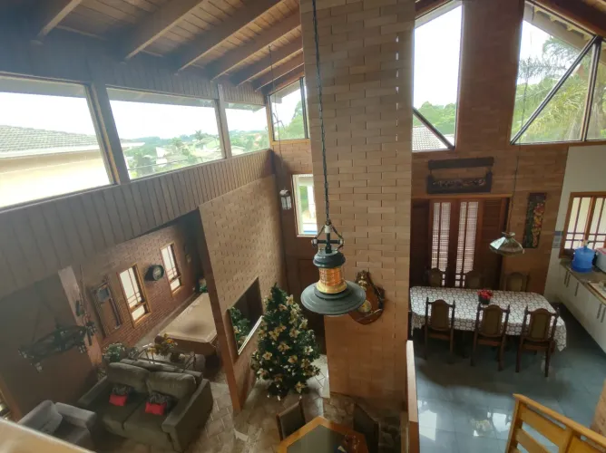 Espetacular casa isolada - 6 vagas - quintal com piscina e espaço gourmet Condomínio Paysa