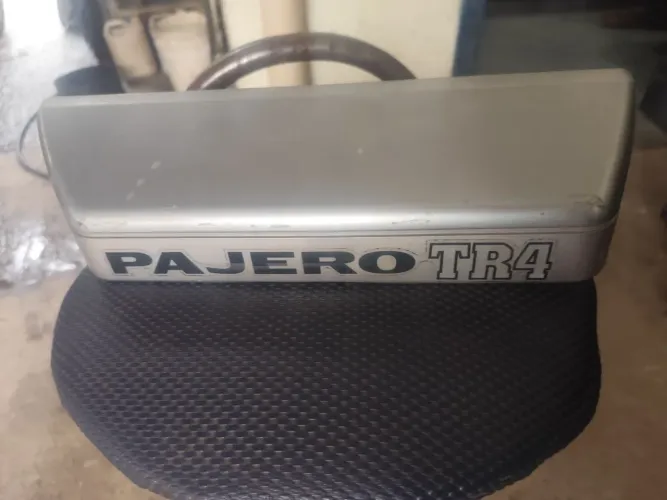 Moldura da tampa traseira da Pajero TR4 2007/2008/2009