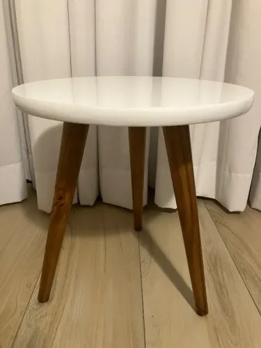 Mesa lateral redonda